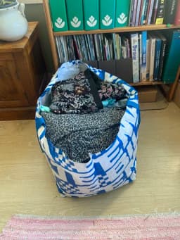 Kasse på vift - återbruk av kläder och textil